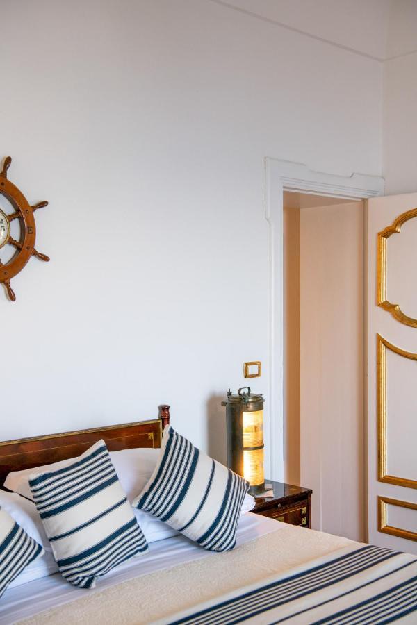 La Casa Di Peppe Bed & Breakfast Positano Exterior photo